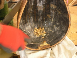 Αφαίρεση κόλλας από το σκάφος